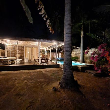 Bamboo Lodge กีลีตราวางัน ภายนอก รูปภาพ